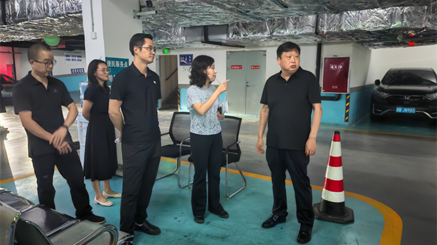 綿投集團(tuán)黨委書記、董事長(zhǎng)李桂炳調(diào)研城市停車項(xiàng)目